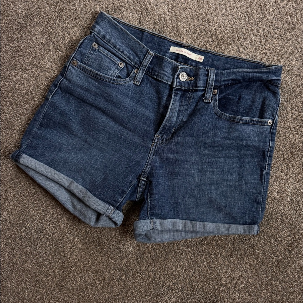 Levi's Dark Blue Denim Jean Shorts size 28/6